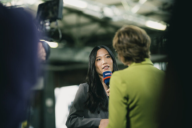 Hard Times, Soft Powers: Thu Nguyen live from the Re:publica